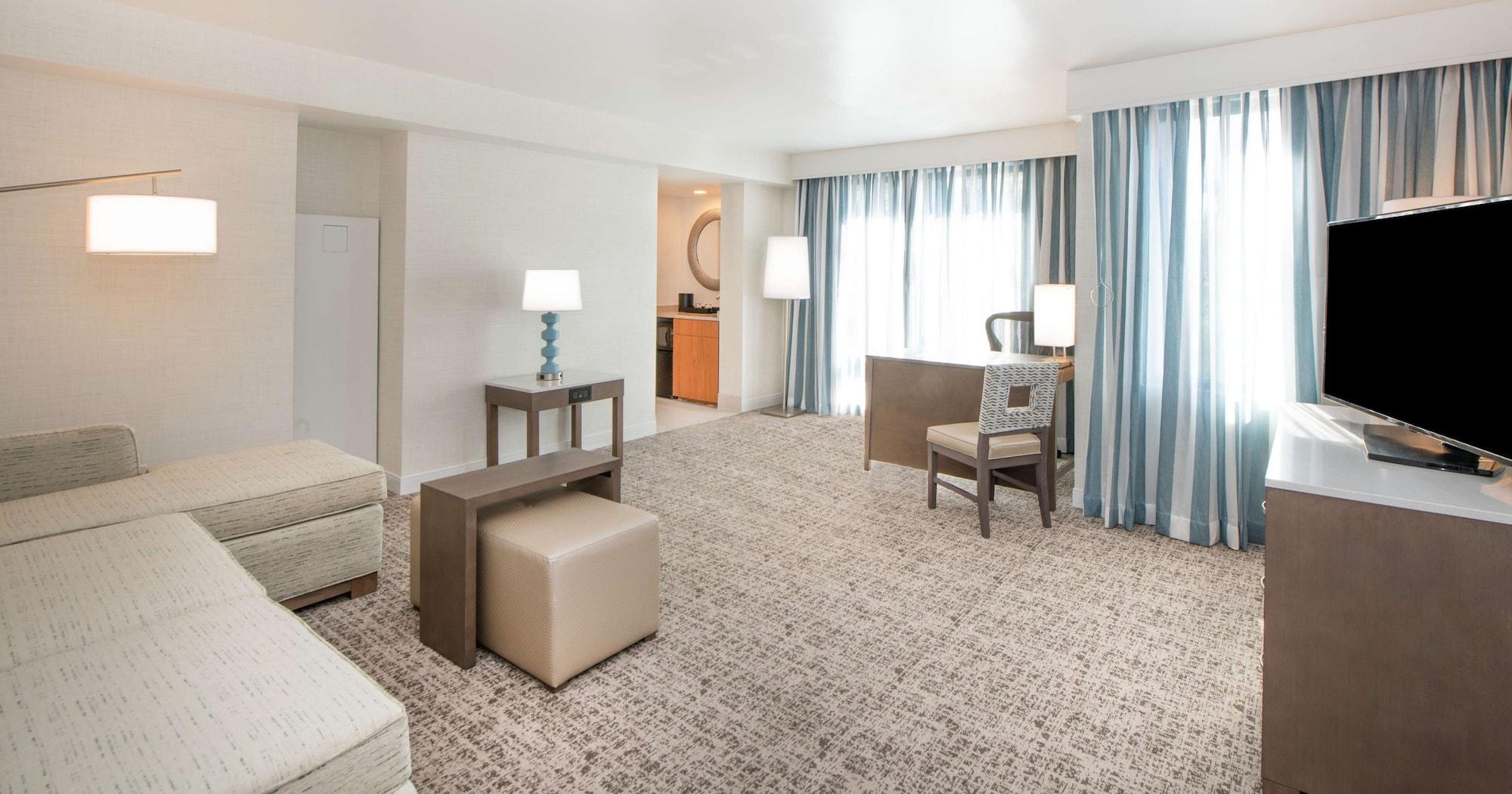 Embassy Suites By Hilton Philadelphia Valley Forge Wayne Екстер'єр фото
