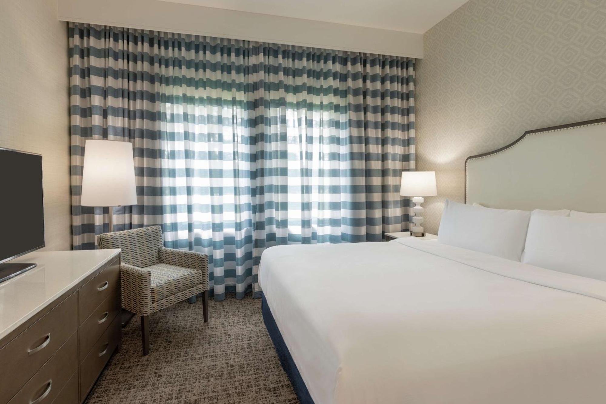 Embassy Suites By Hilton Philadelphia Valley Forge Wayne Екстер'єр фото