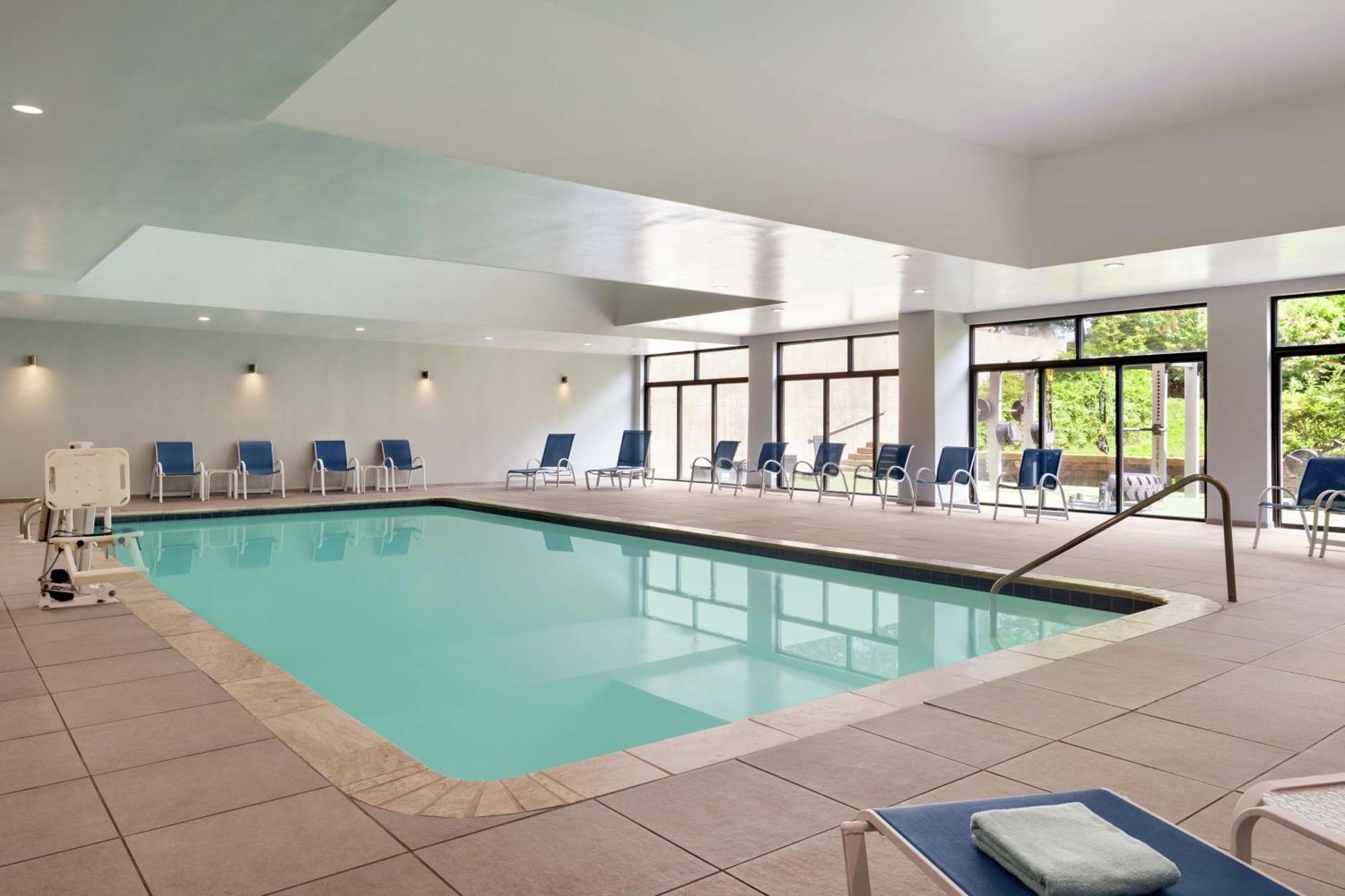 Embassy Suites By Hilton Philadelphia Valley Forge Wayne Екстер'єр фото